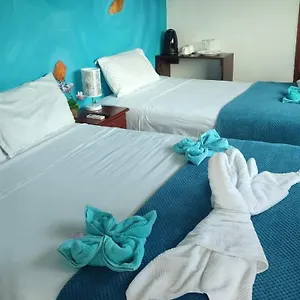 מלון Puerto Ayora Island, פורטו איורה